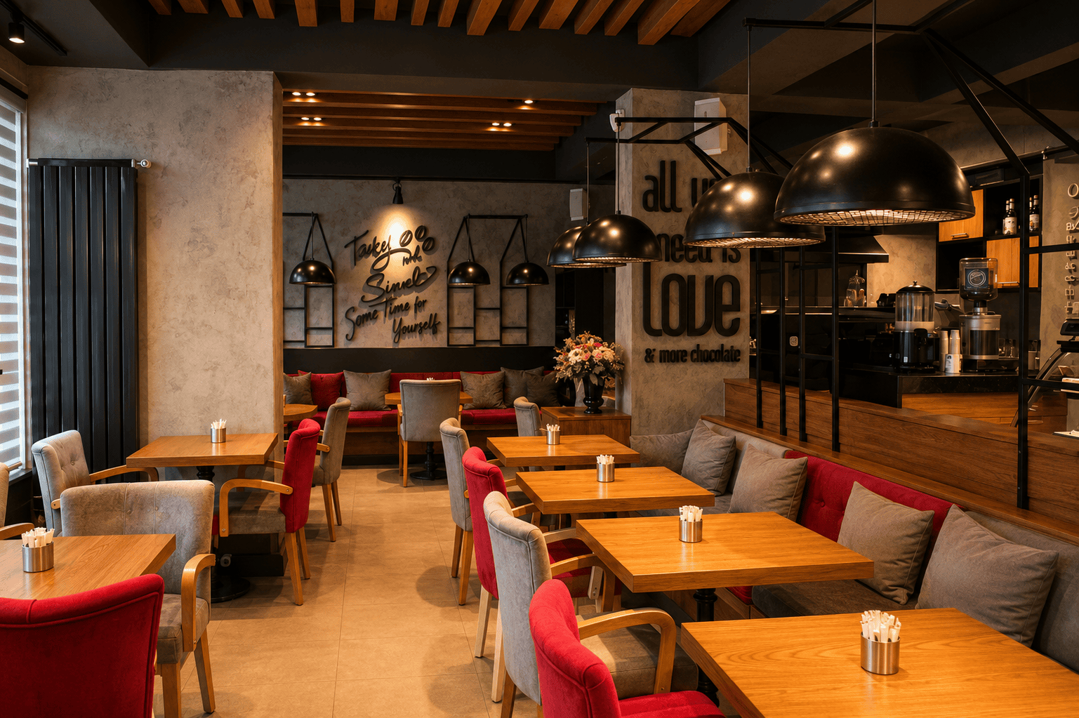 Kafe pastane tasarımı – masa düzeni ve kırmızı sandalyeler, Cebeci Ankara