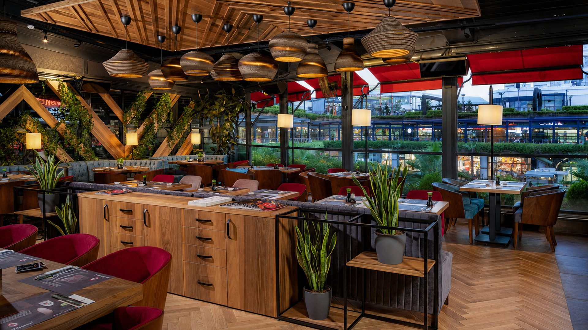 Sushi restoranı tasarımı: Sushinami tavan aydınlatması