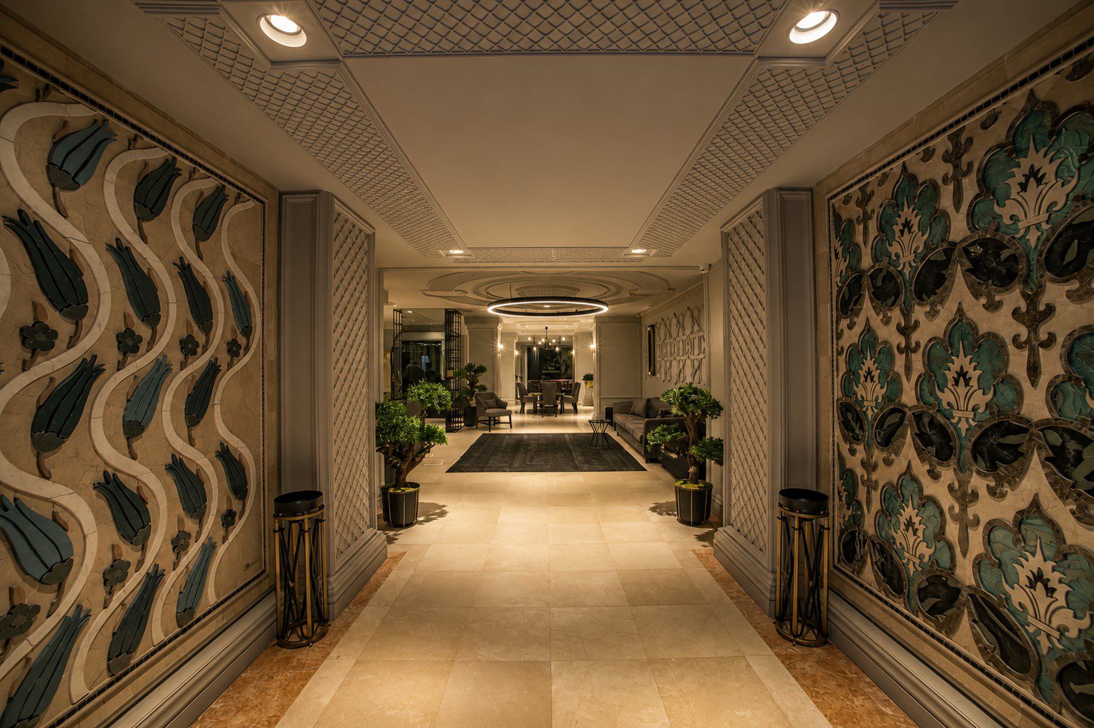 İstanbul otel iç mimarisi tasarımı - lobi duvar tasarımı