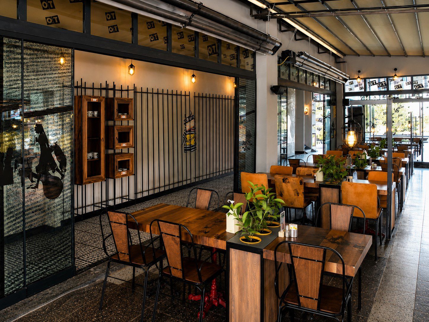 OT Kafe şubesi kafe mimari projesi oturma alanı