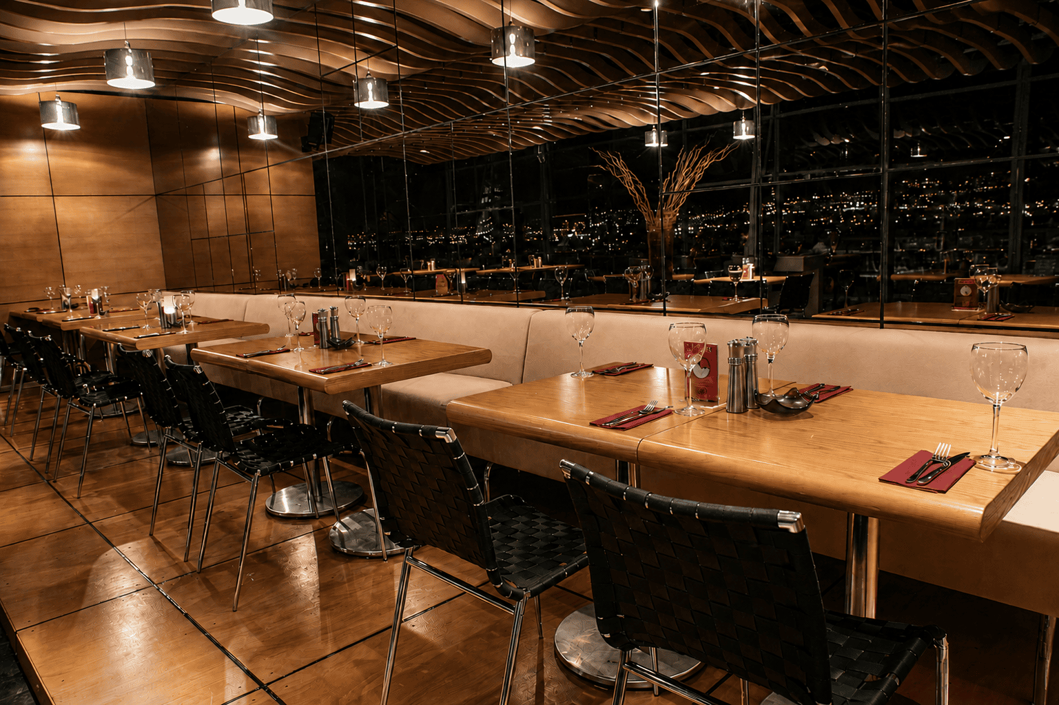 ankara restoran iç mimarisi-mirror- oturma grubu- CO Mimarlık