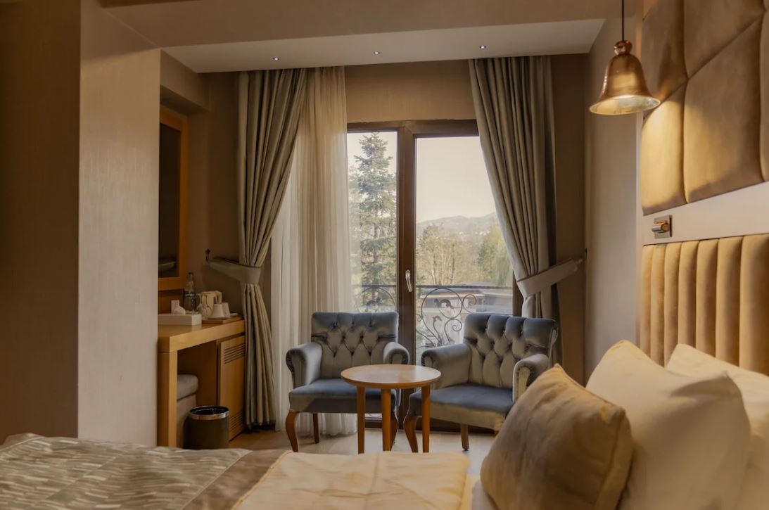 Butik otel tasarımı - oda içi oturma köşesi