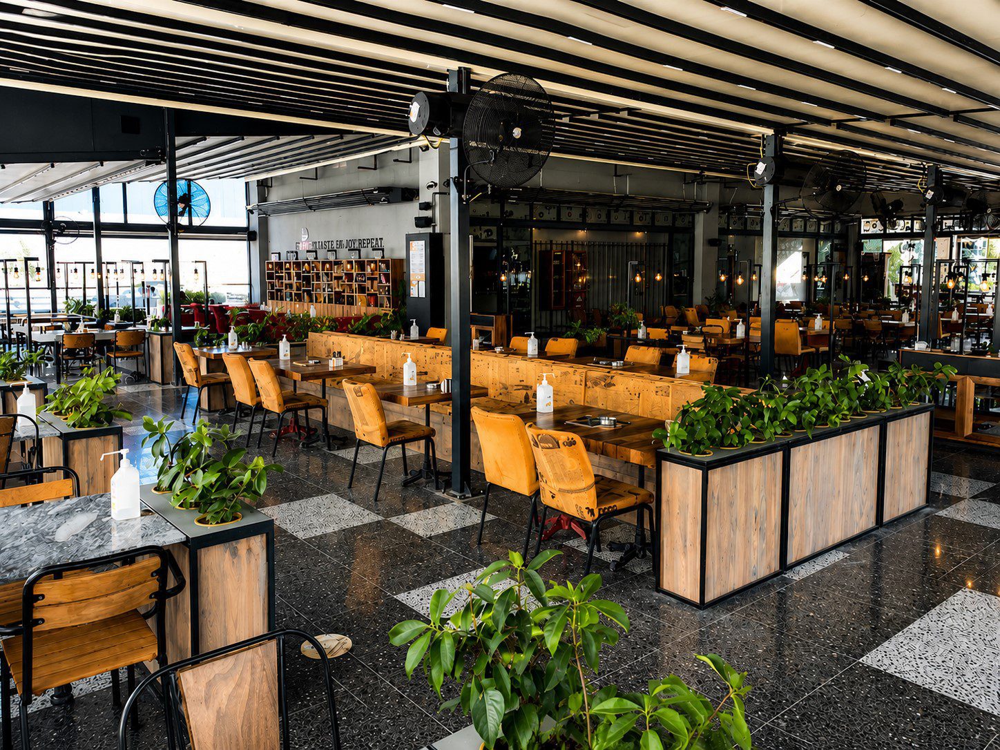 Kafe mimari projesi - OT Kafe tezgah alanı