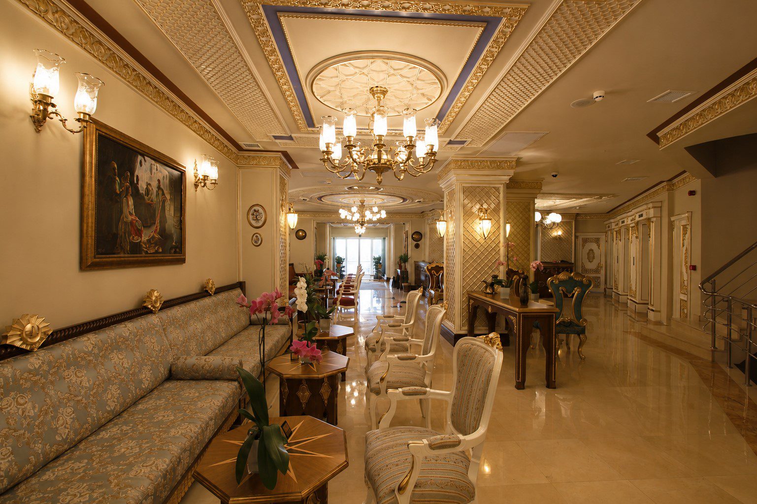 İstanbul otel iç mimarisi tasarımı - lobi tavan detayı