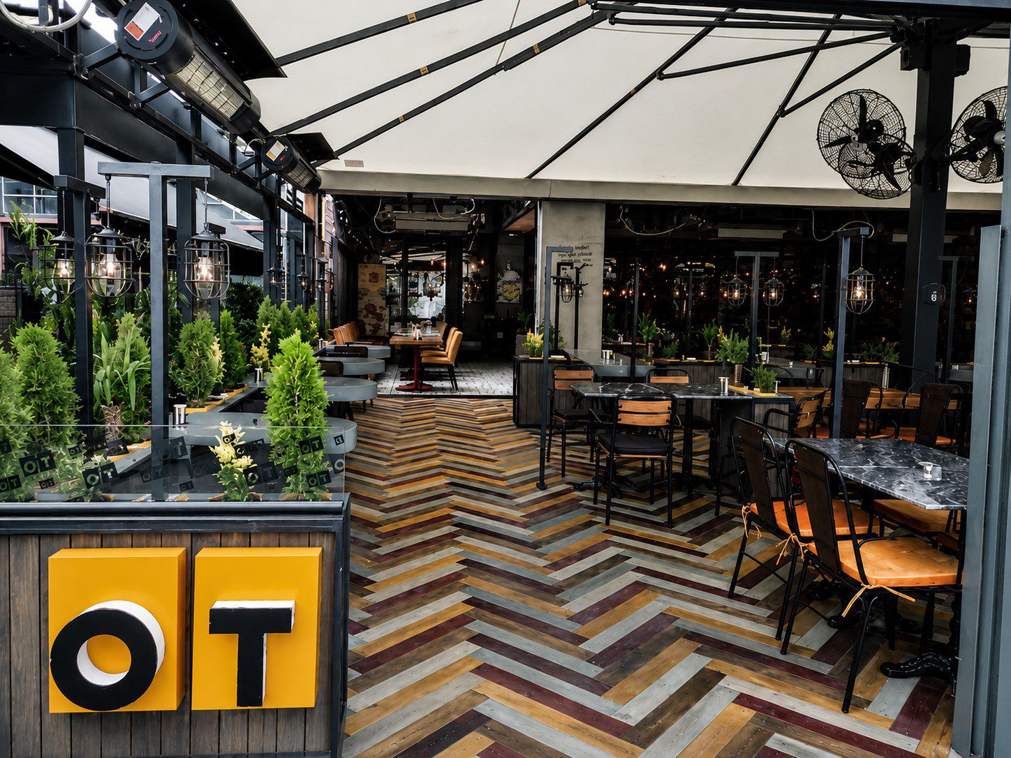 Kafe mimari projesi - OT Kafe duvar detayı